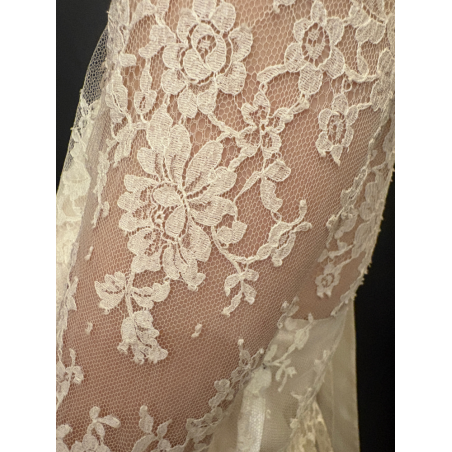 Top de mariage en dentelle de Calais et soie