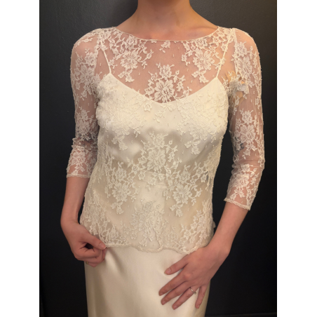 Top de mariage en dentelle de Calais et soie
