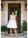 Bathilde, robe courte, jupe patineuse , dos nu profond.