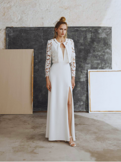 Veste courte mariee en guipue à manches longues  Modèle Marylise by Rembo Atelier.